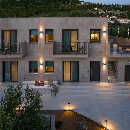 Topos Suites Lassi  Exterior foto